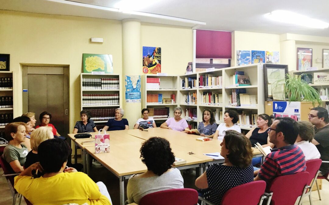 Crea tu club de lectura en cinco fáciles pasos este Back to School