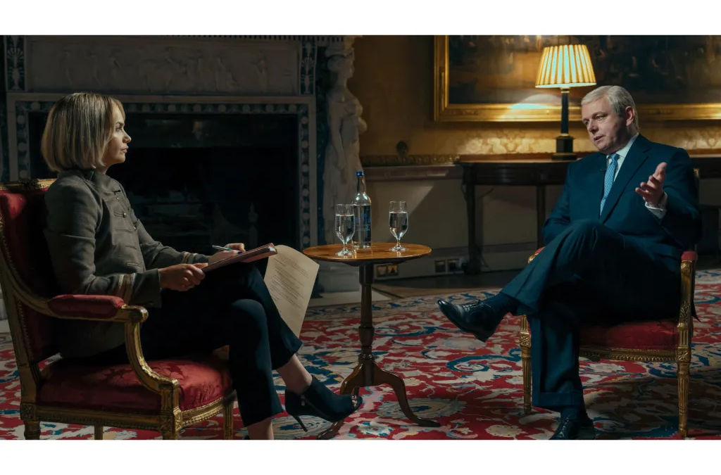 Film&Arts presenta la miniserie «A very royal scandal» la historia de una crisis de la familia real británica