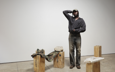 Dev Hynes reinterpreta el grunge contemporáneo con prendas de colección