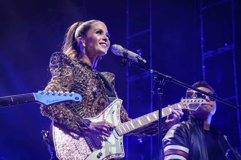Un éxito el concierto «Siempre contigo» de Lucero en el Auditorio Nacional