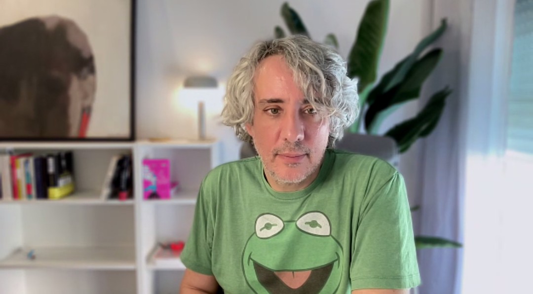 Descubre el nuevo libro de José Ignacio Valenzuela «Mi casi casi mamá»
