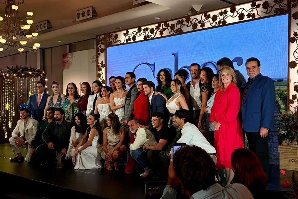Presentan la telenovela «Sabor a ti… Entre historias y secretos»